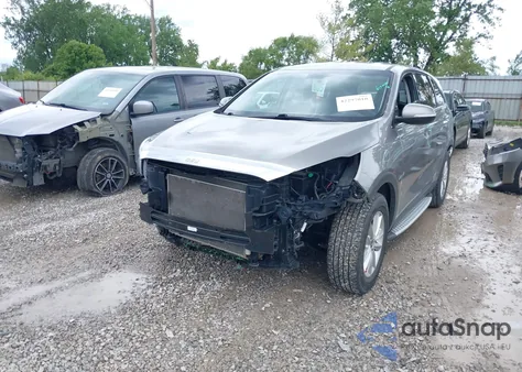 2019 Kia Sorento 2.4L L z USA, uszkodzony, nr VIN 5XYPG4A38KG533060